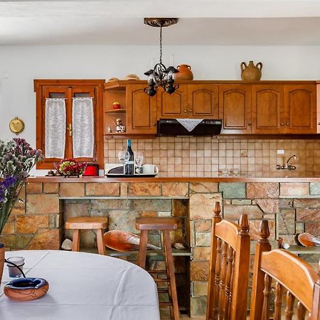 Ourania Apartment スコペロス エクステリア 写真