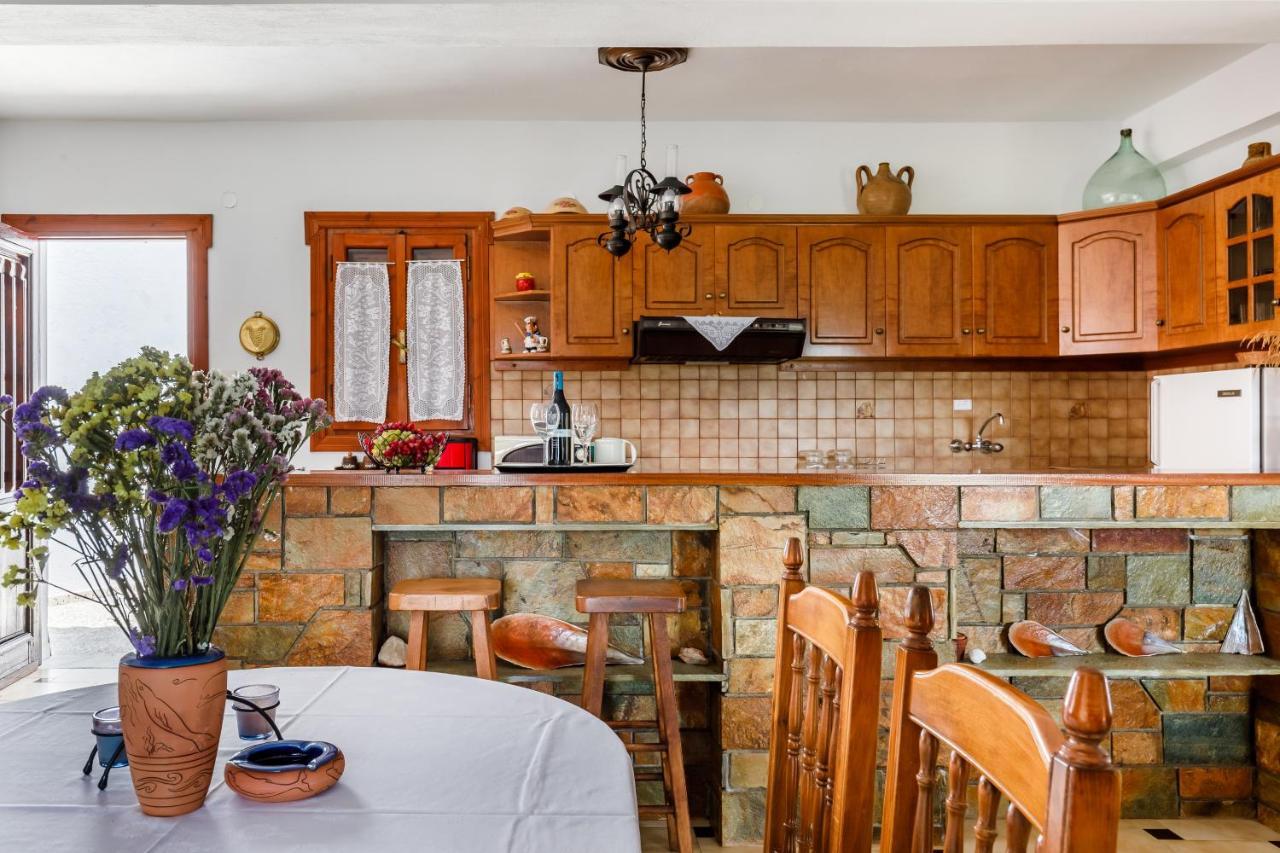 Ourania Apartment スコペロス エクステリア 写真