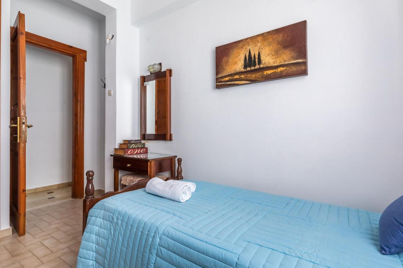 Ourania Apartment スコペロス エクステリア 写真
