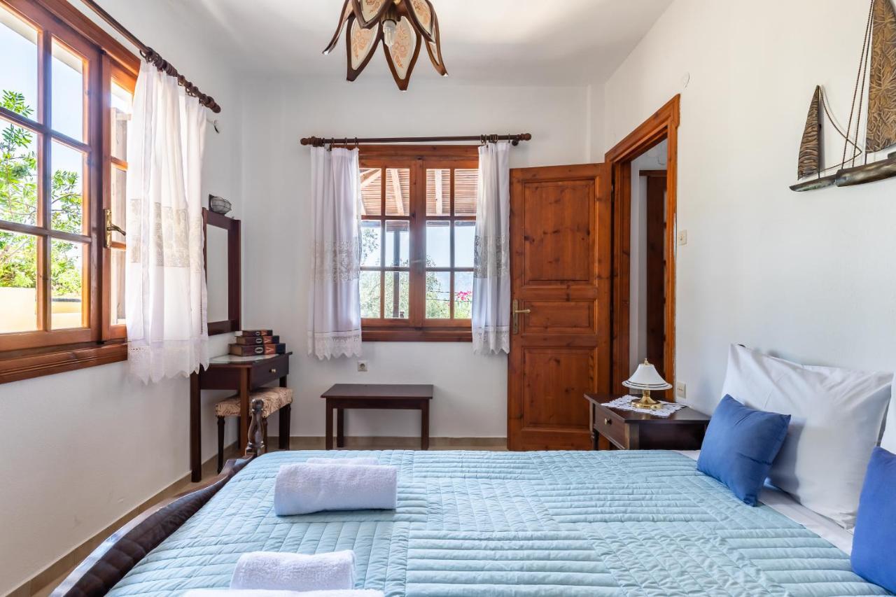 Ourania Apartment スコペロス エクステリア 写真