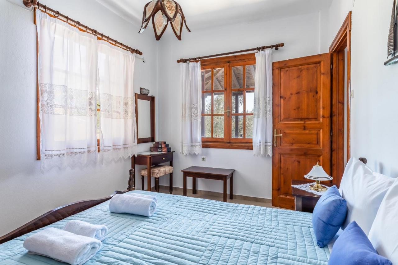 Ourania Apartment スコペロス エクステリア 写真